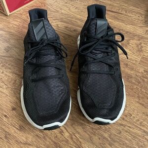 Adidas Edge XT shoes, size 11